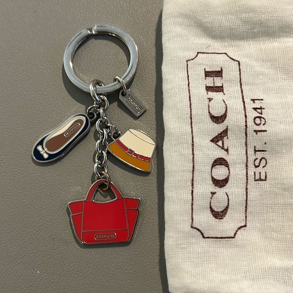 COACH  Keychain